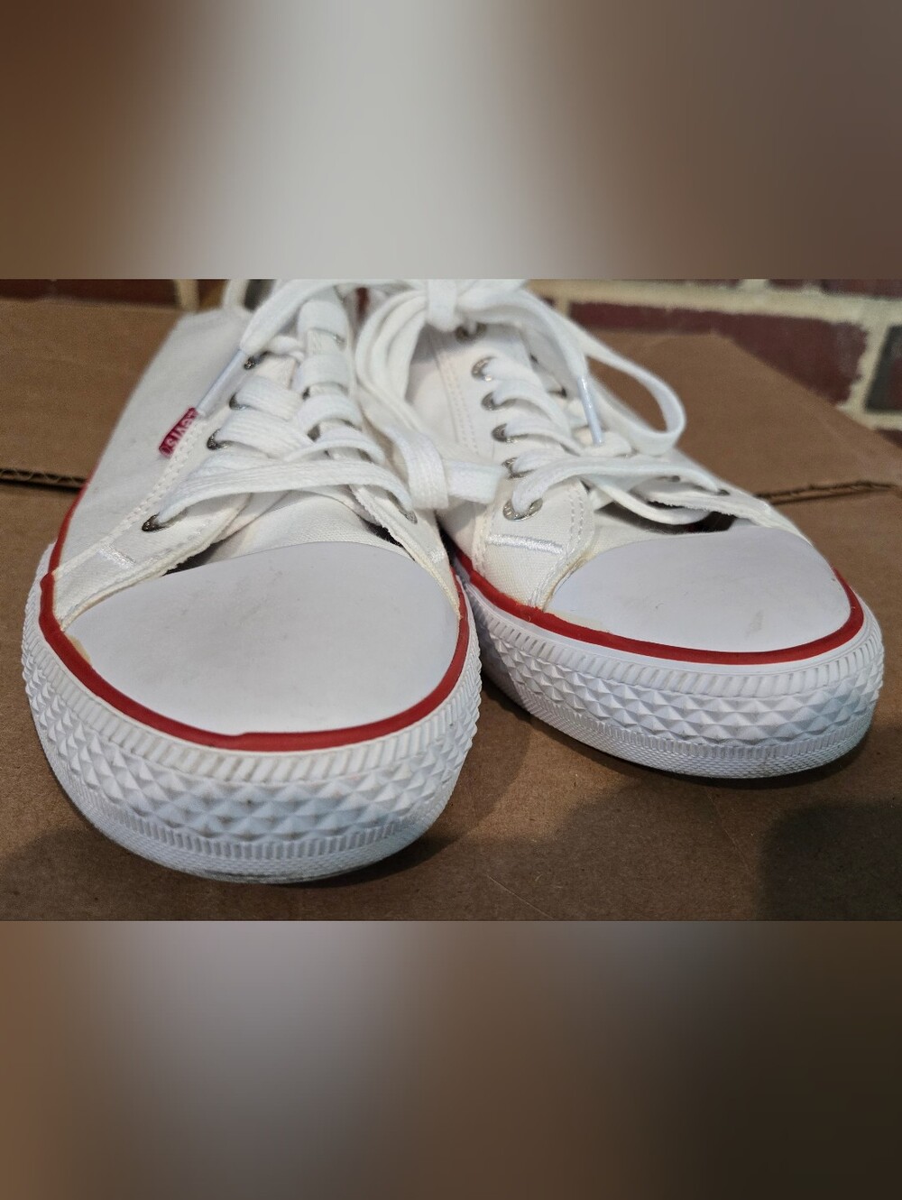 Levi's White Canvas Low Top Lace-Up Sneakers Women's Size 8.5 Casual Y2k Shoes - Picture 6 of 8